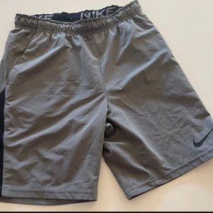 Addidas Dress shorts cooling performance NWOT Med